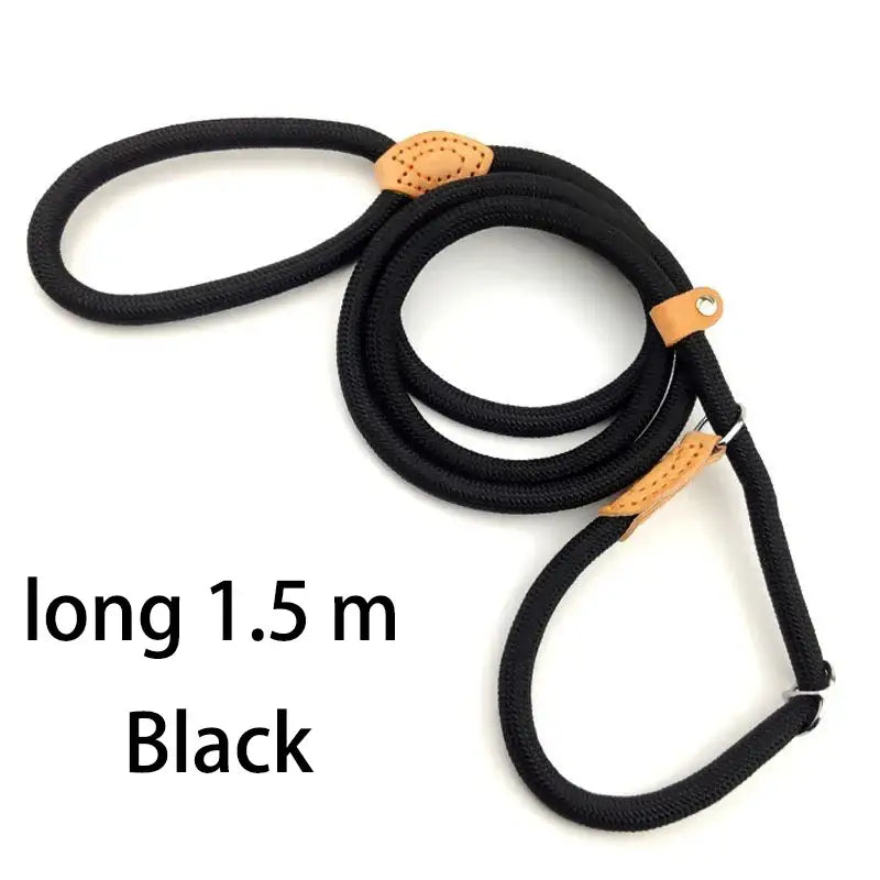 Black nylon dog leash with leather accents, measuring 1.5 meters long.