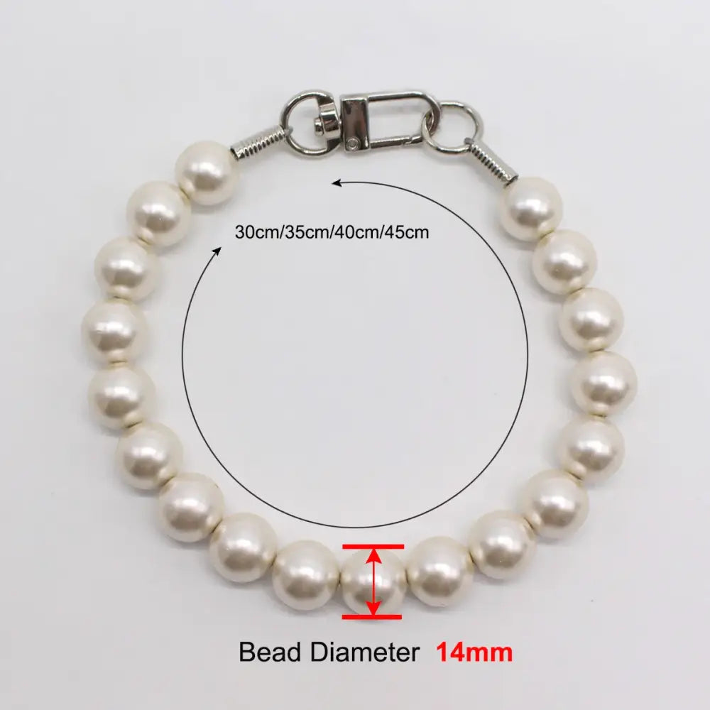 Pearl necklace with measurement annotations for length and bead diameter.